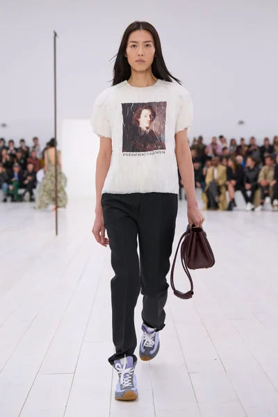 Look 38